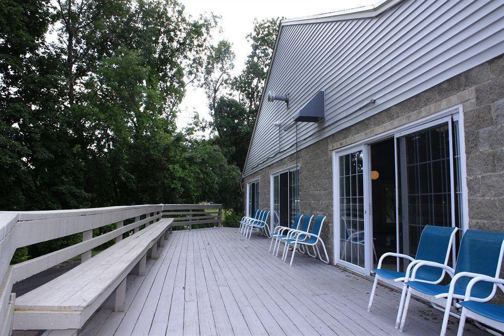 Hampton Falls Inn Buitenkant foto