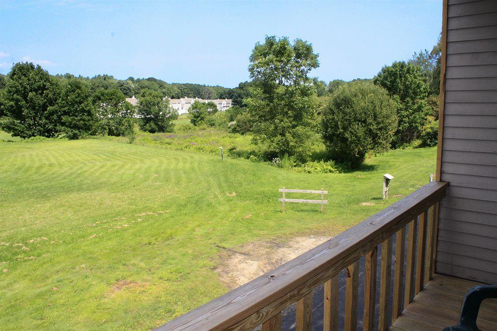 Hampton Falls Inn Buitenkant foto