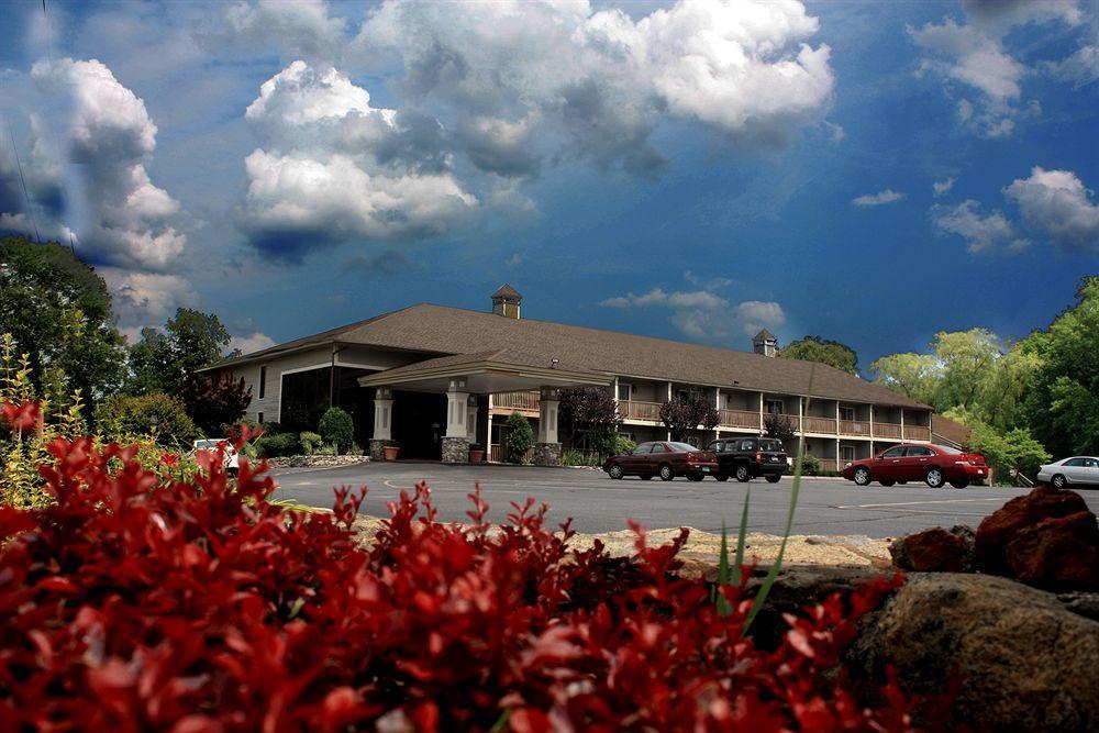 Hampton Falls Inn Buitenkant foto